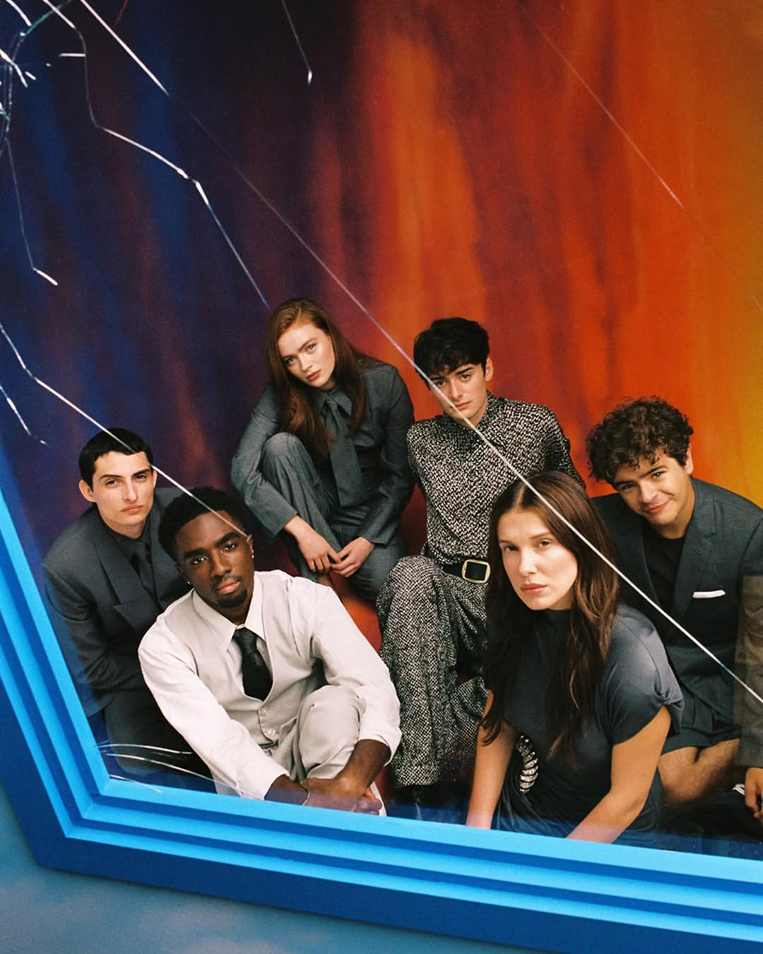 The cast of Stranger Things, in frame and in focus...