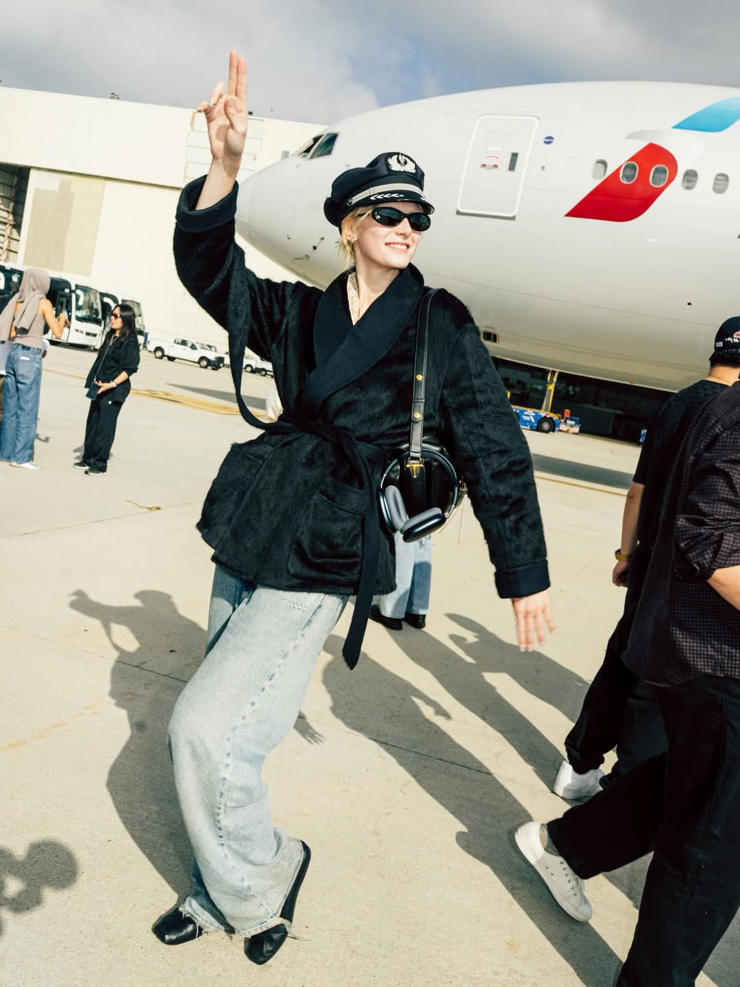 Vogue International |  Dec. 25