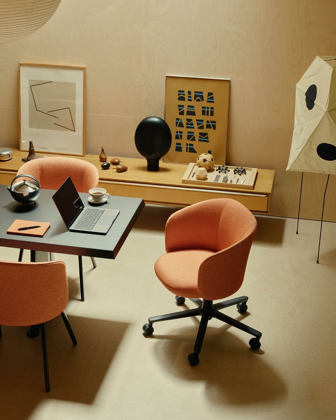 Vitra |  Jul. 25