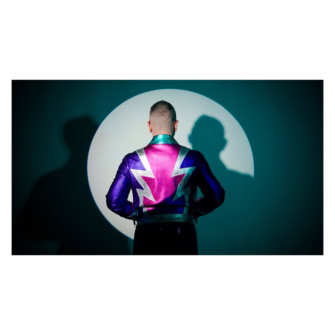 slider image