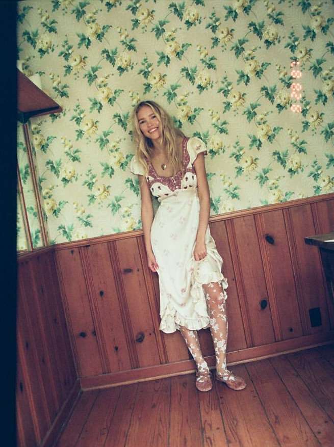 Free People |  Sep. 25