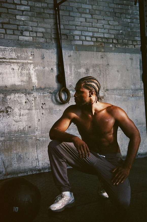 Aaron Feaver X vuori