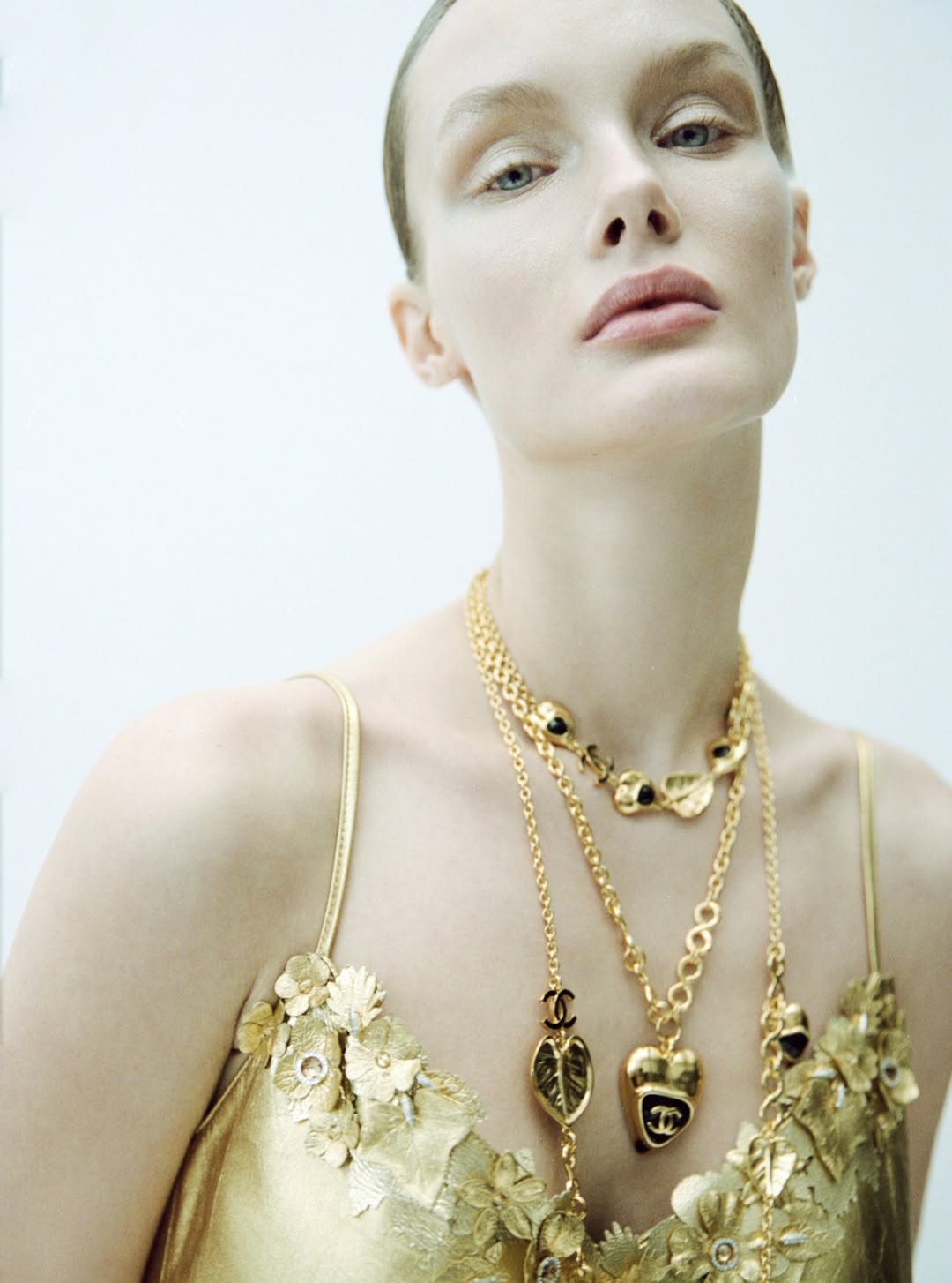 Shadowplay Magazine |  Sep. 25
