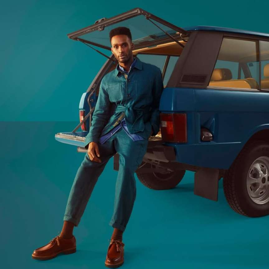 Range Rover |  Dec. 25