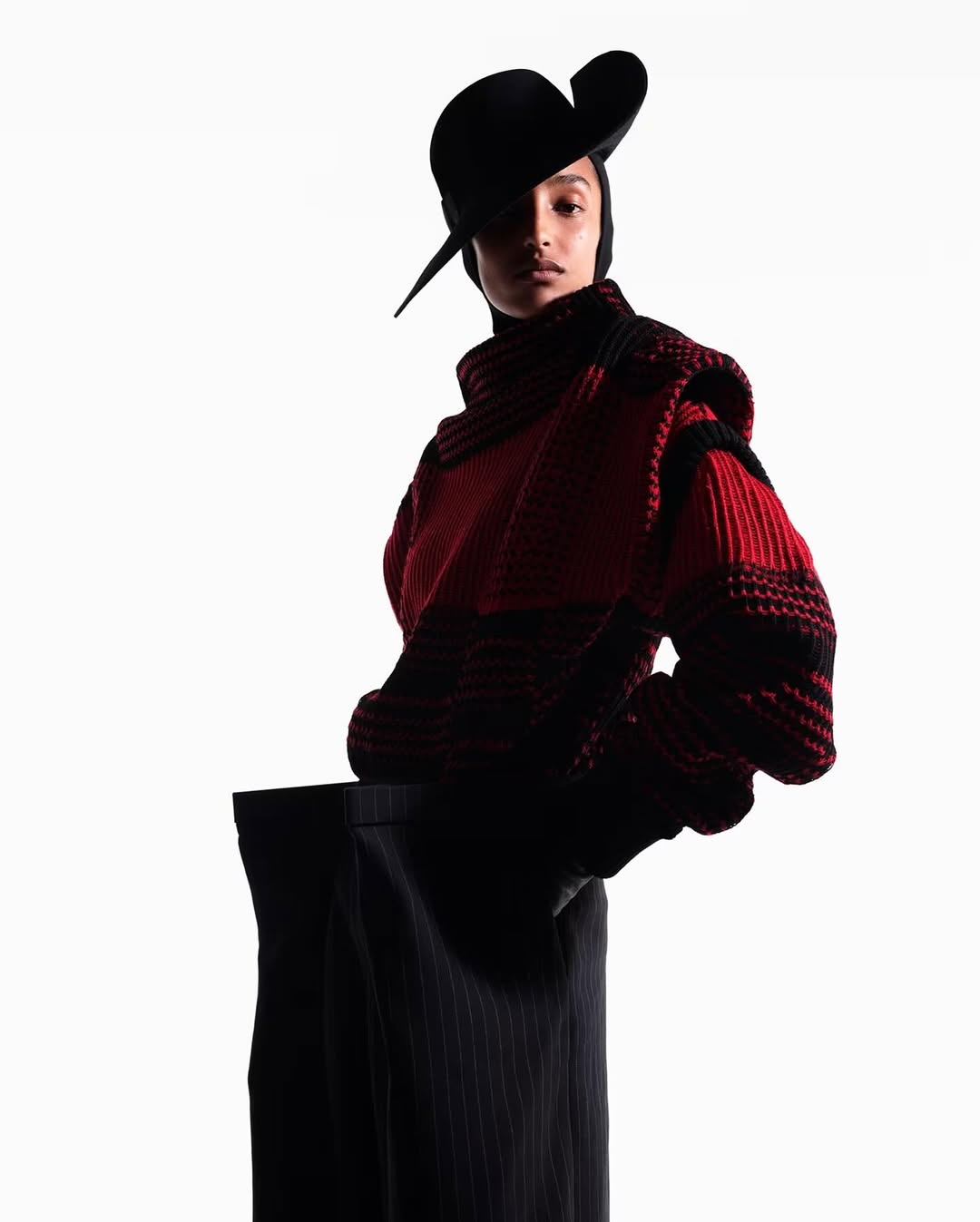 @mona_tougaard for the cover of @fthtsi photograph...