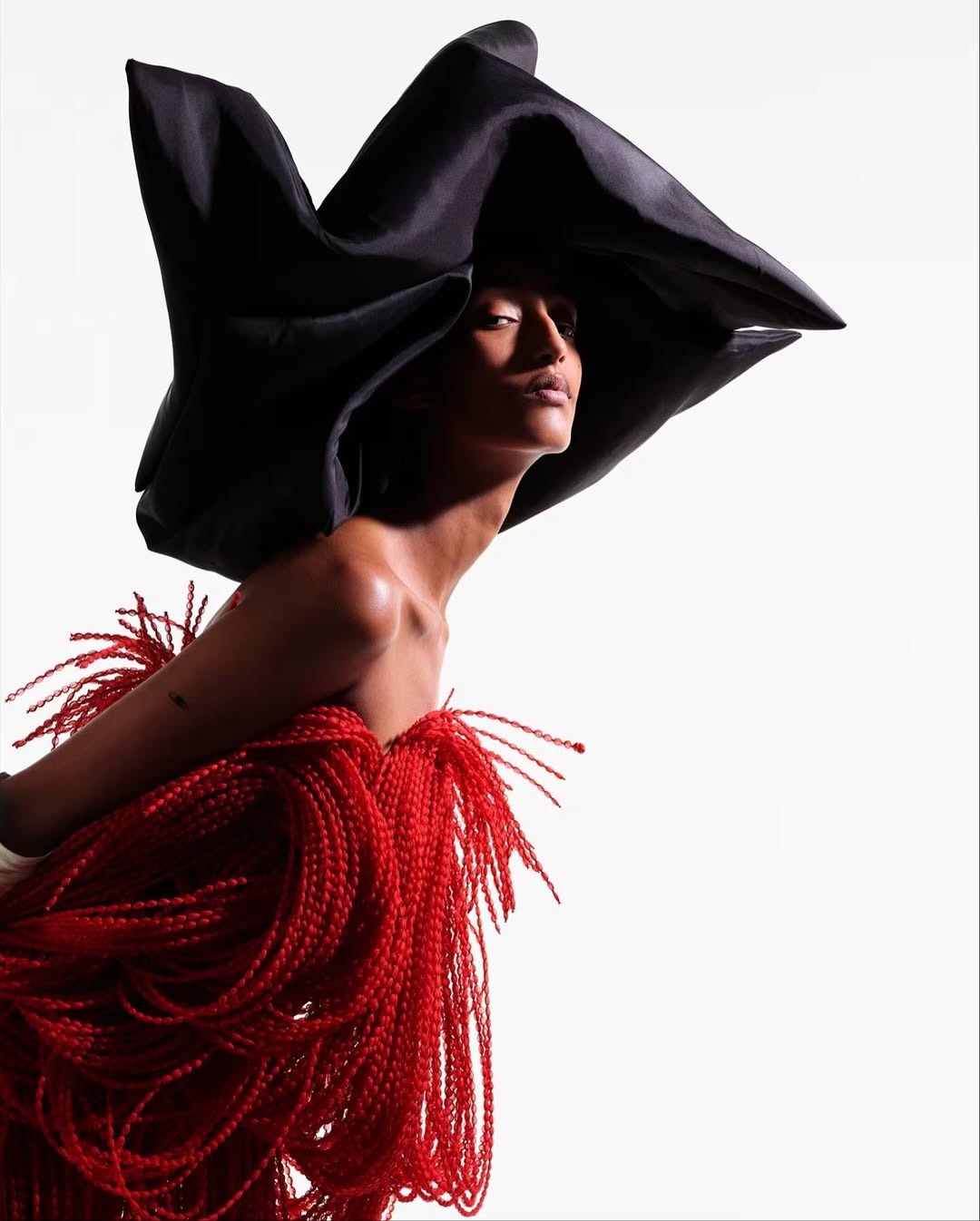 @mona_tougaard for the cover of @fthtsi photograph...