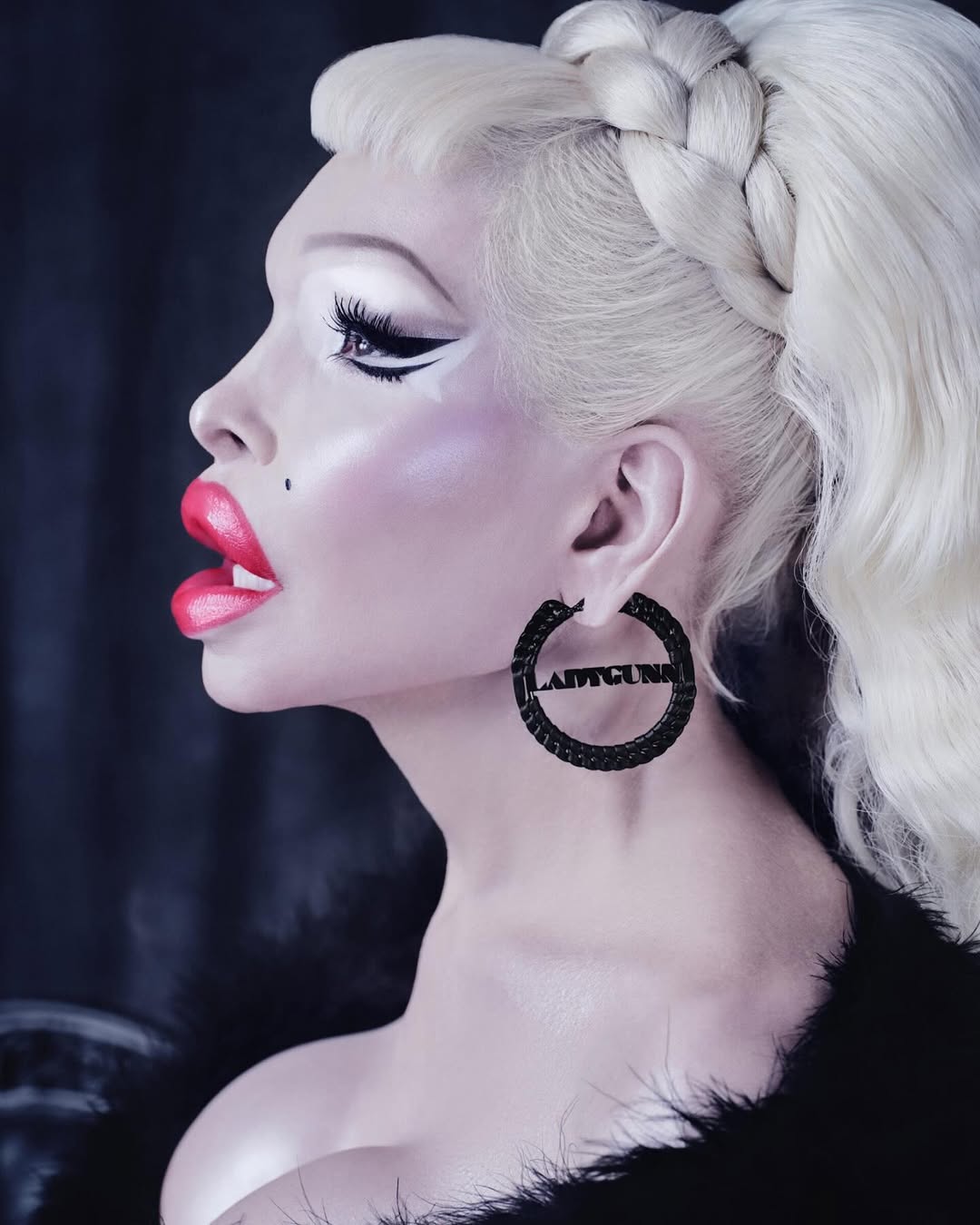 @amandalepore for the cover of @ladygunn photograp...
