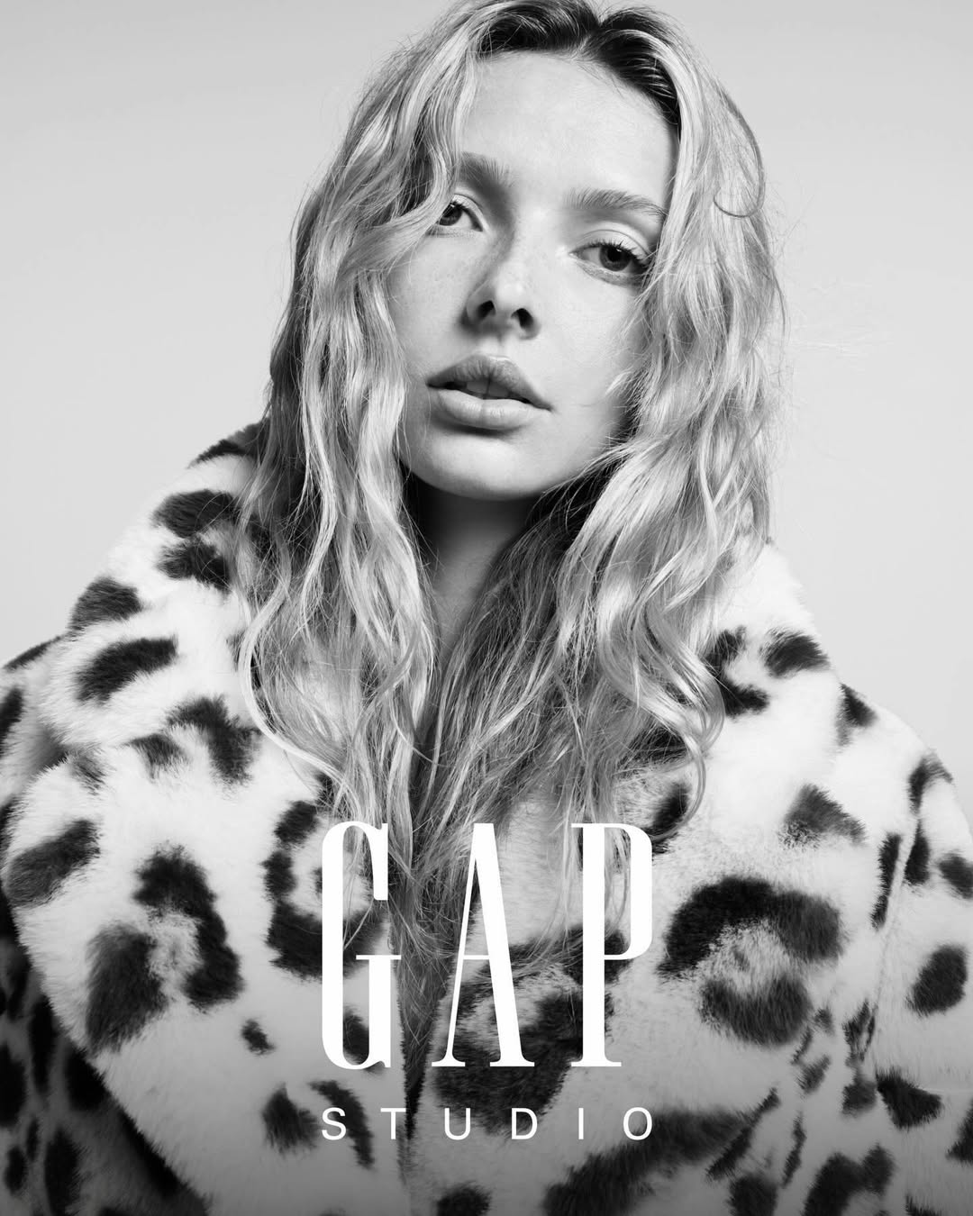 @gwynethpaltrow and @applemartin for @gap x @zacpo...