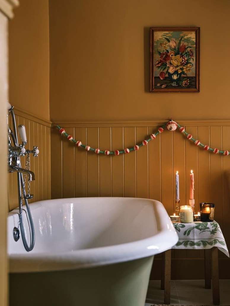 Farrow & Ball |  Dec. 21