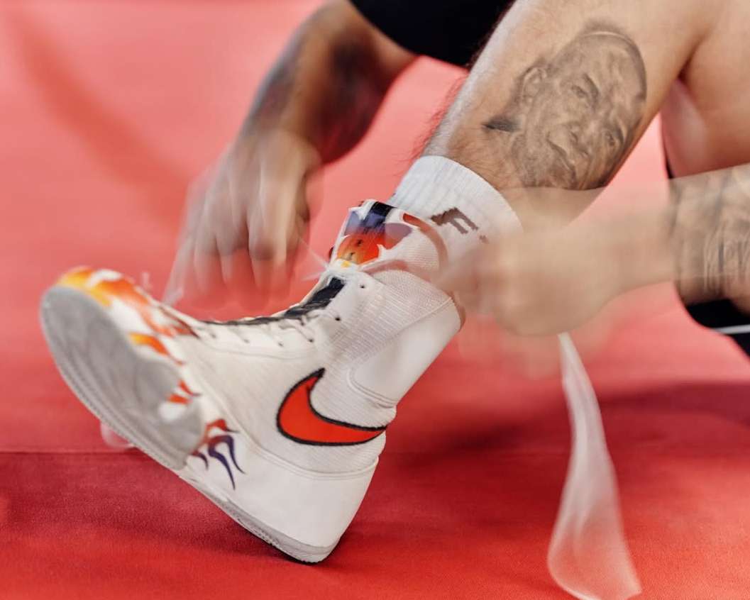 Modern Boxing Journal |  Dec. 25