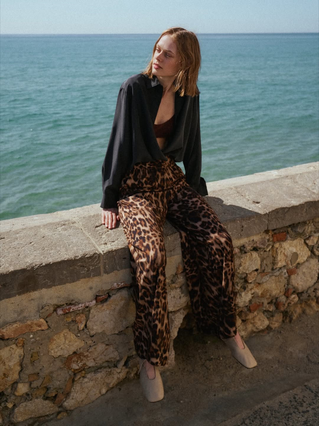 0039ITALY |  Oct. 25