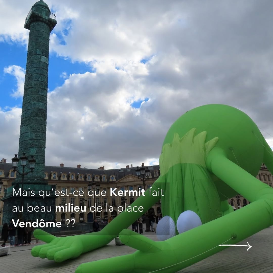 Curieux de tout ce qui transforme la ville en scè...