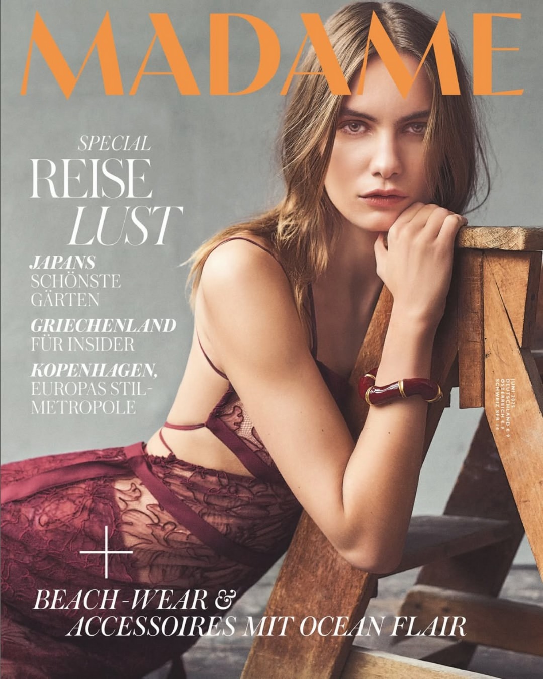 Out Now – Cover Story MADAME @madamemagazin 