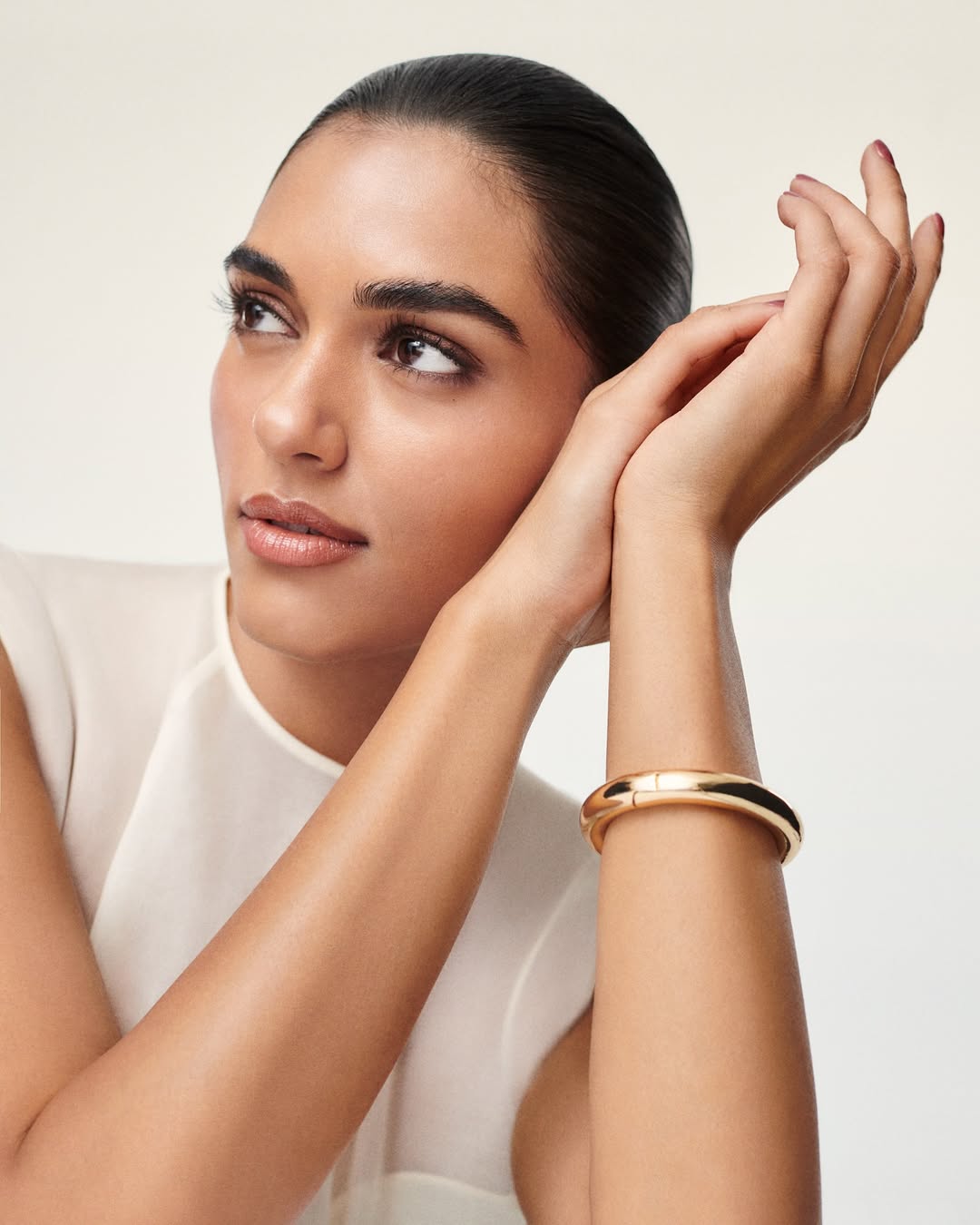 Bobbi Brown Cosmetics |  Aug. 25