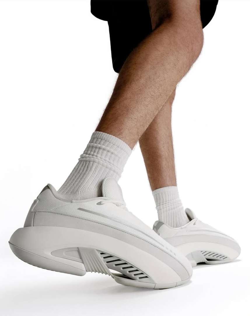 Adidas |  Sep. 25