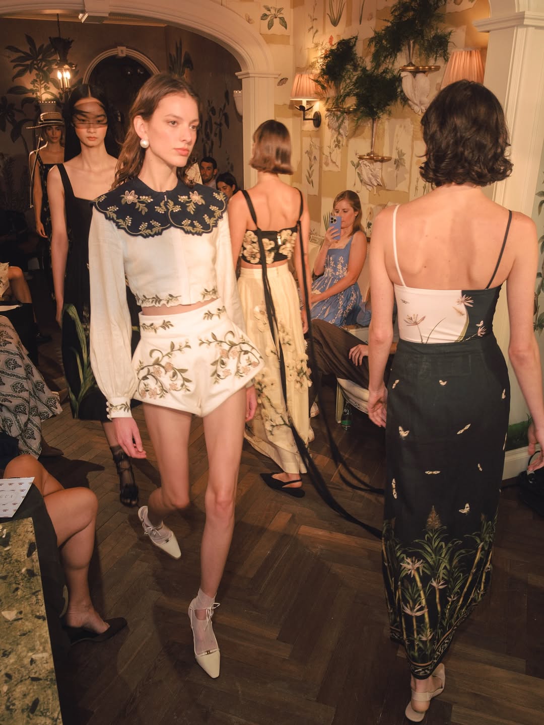 @aguabyaguabendita’s SS26 Runway Show & Presenta...