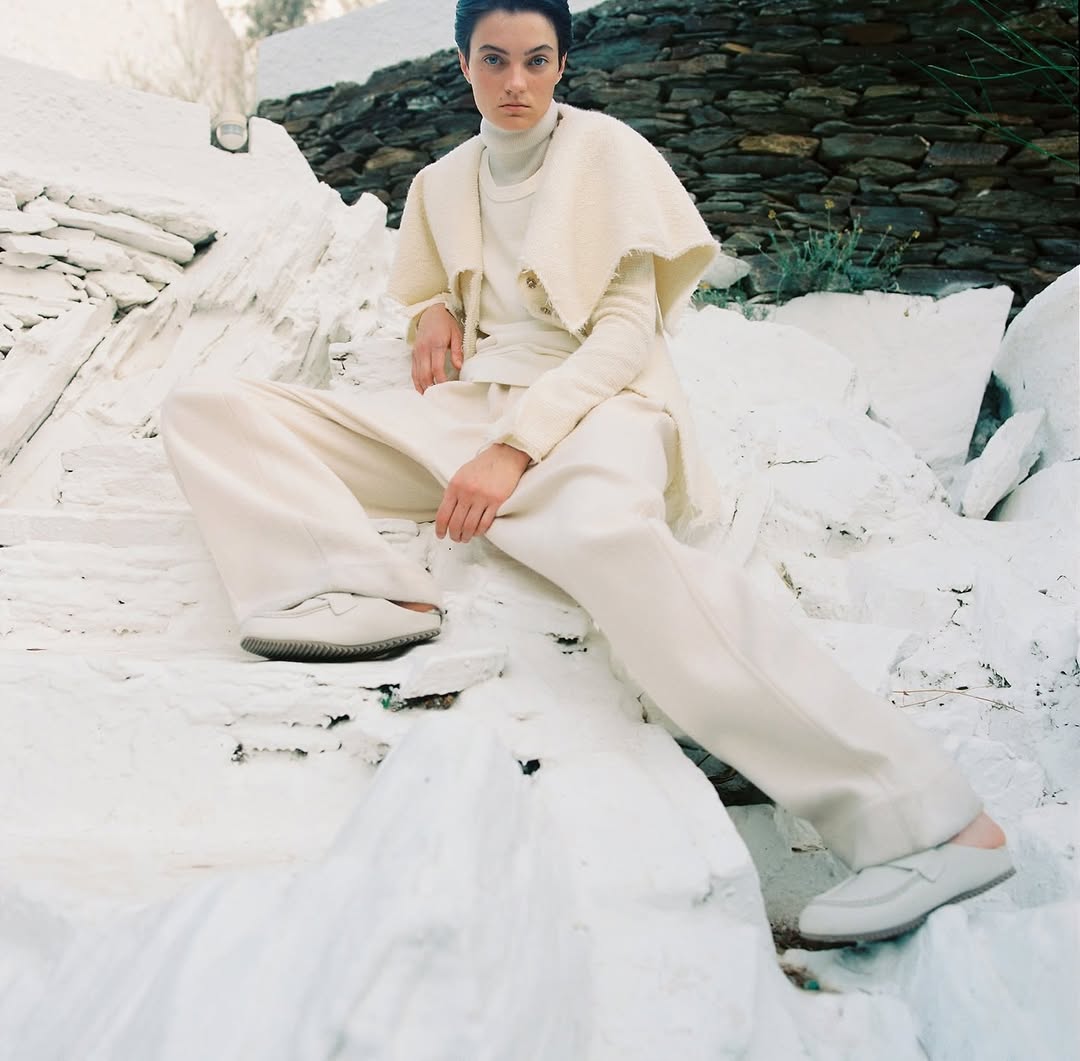 Vogue Spain |  Oct. 25