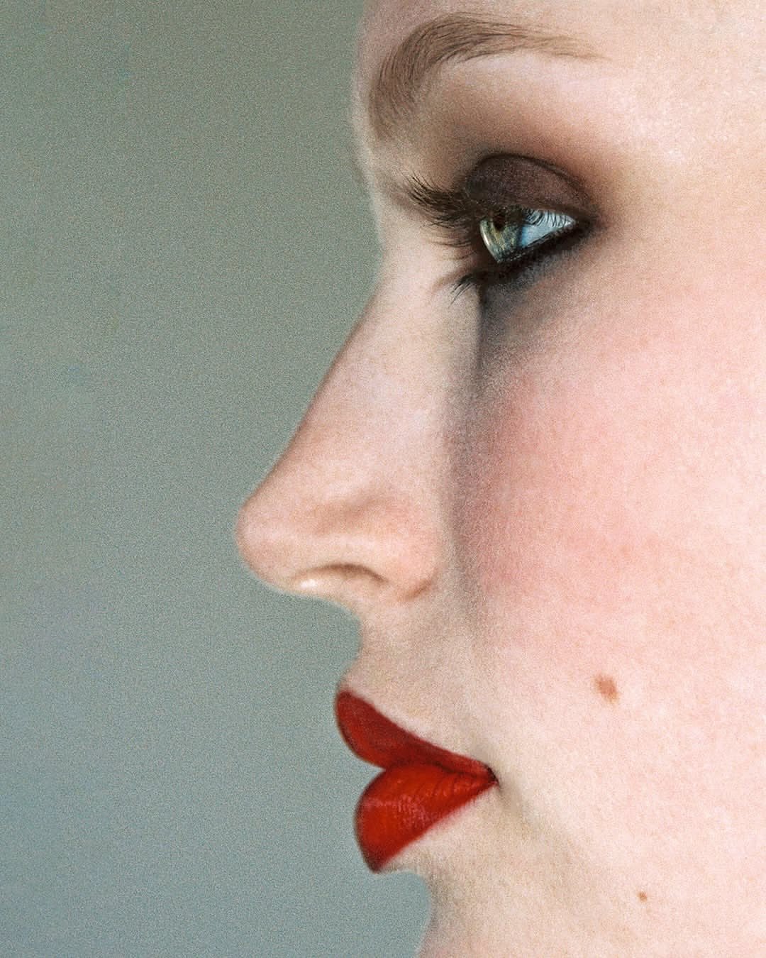 Beauty Papers |  Sep. 25