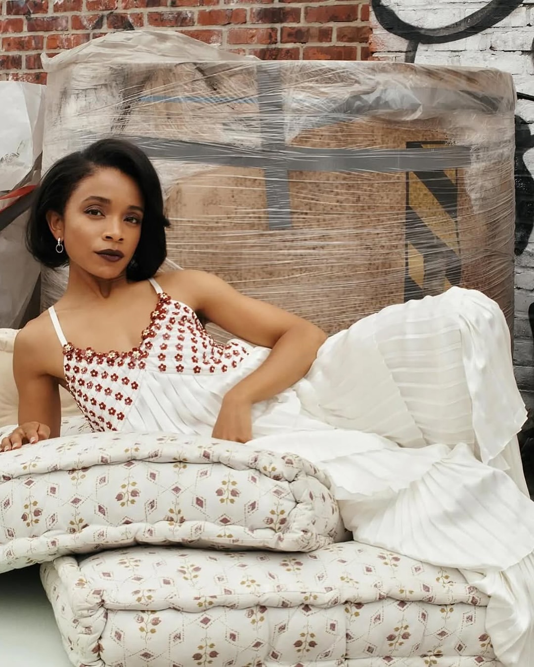 Shot at VANDERVOORT STUDIO
RACHEL HILSON for l\'OF...