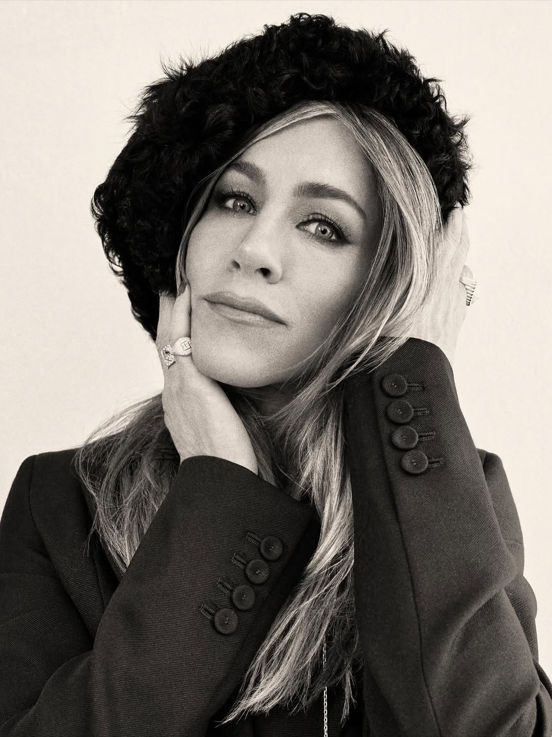 @bazaaruk x @jenniferaniston