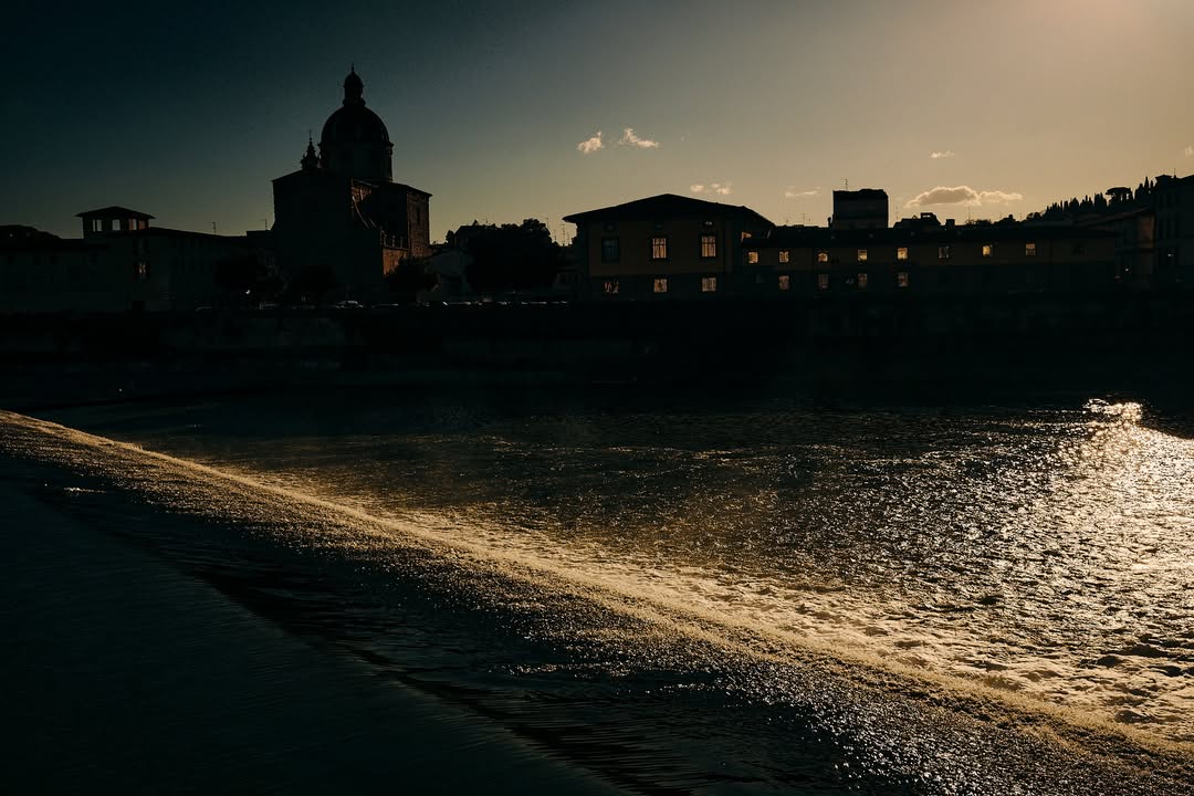 Oct. 25