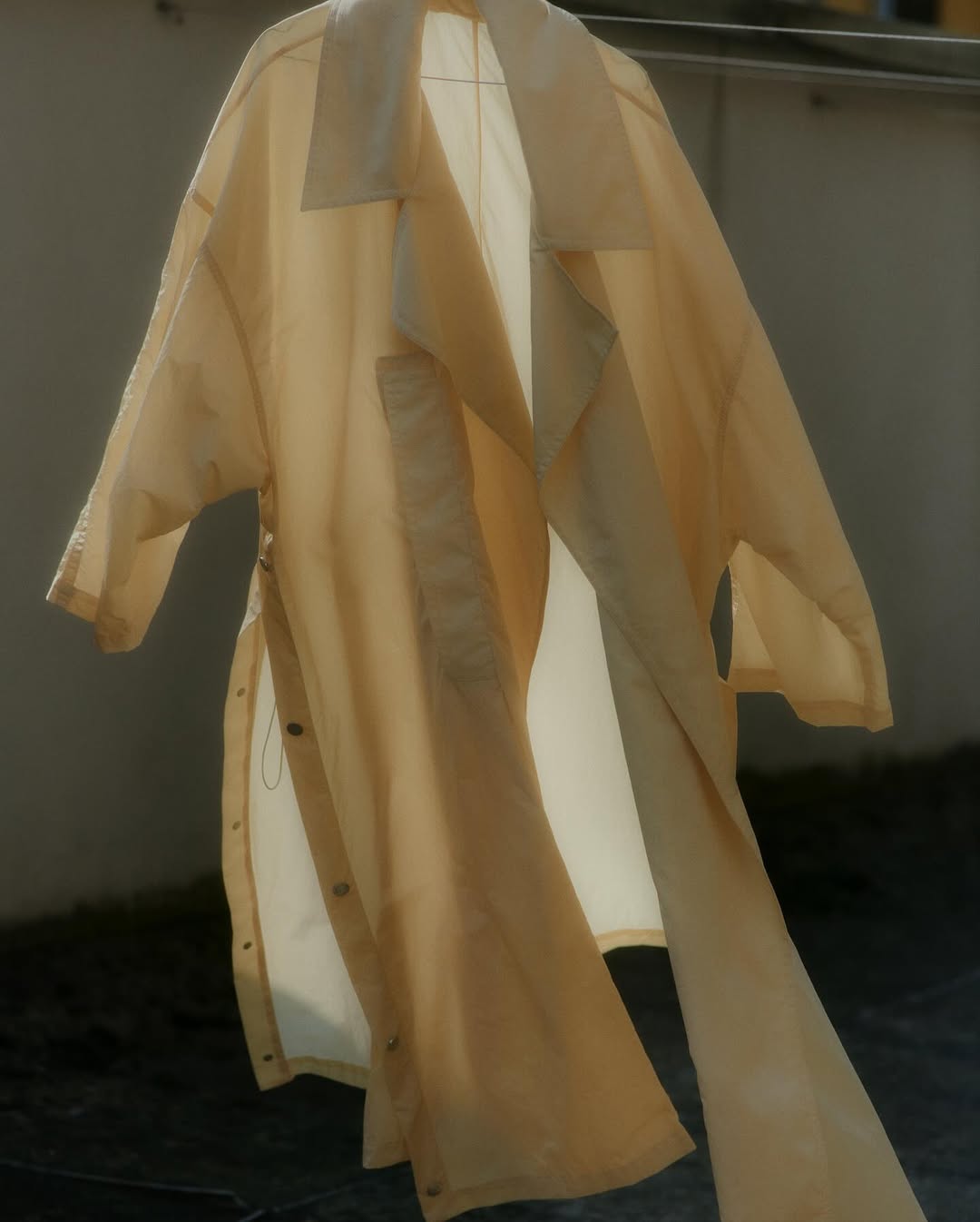 WHATEVR MAGAZIN |  Dec. 25