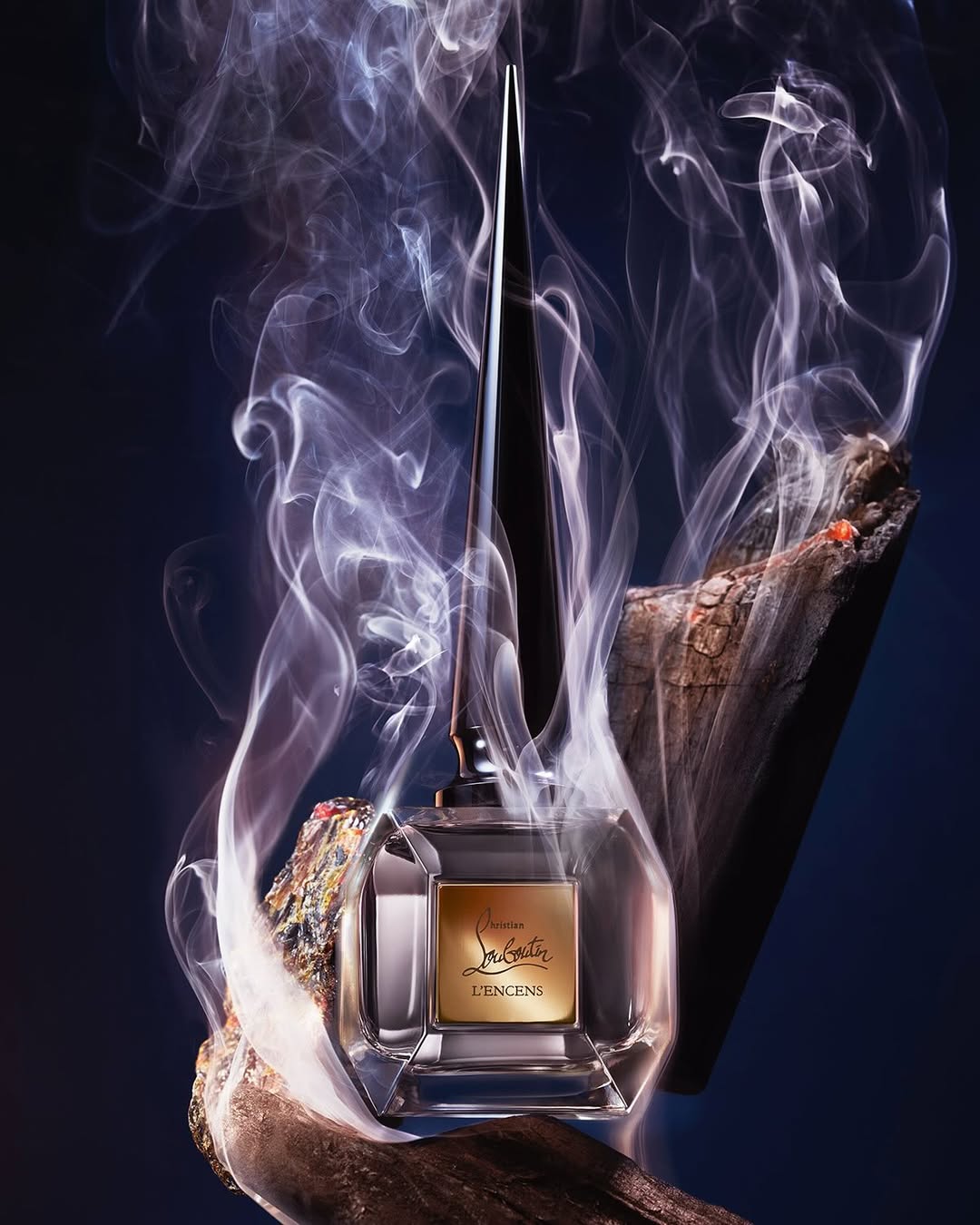 FÉTICHE @christianlouboutinbeauty 