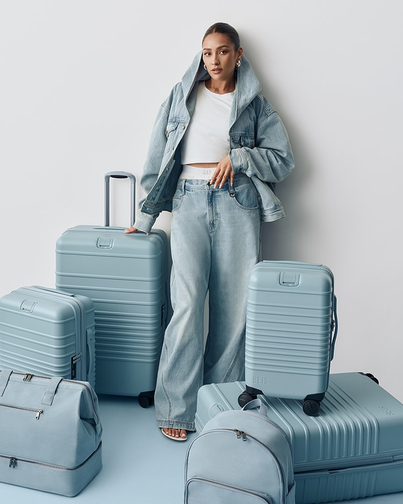 Gap |  Aug. 25