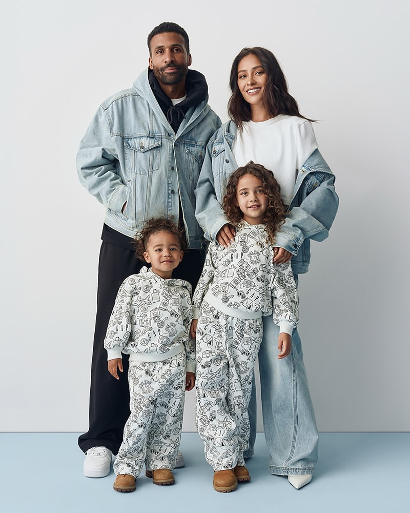 Gap |  Aug. 25