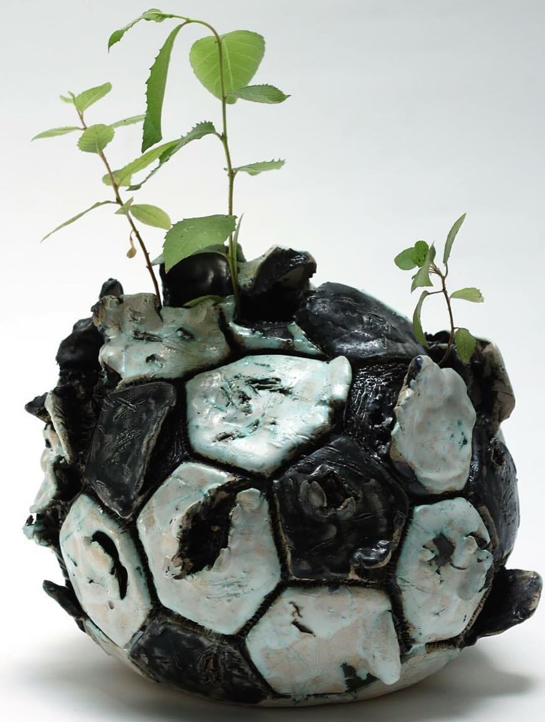 @damienmoulierac ‘s sculptural language delves i...