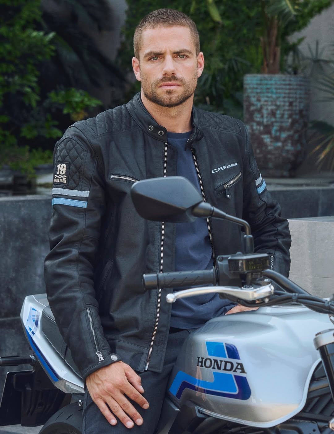 Honda (UK) Motorcycles |  Oct. 25