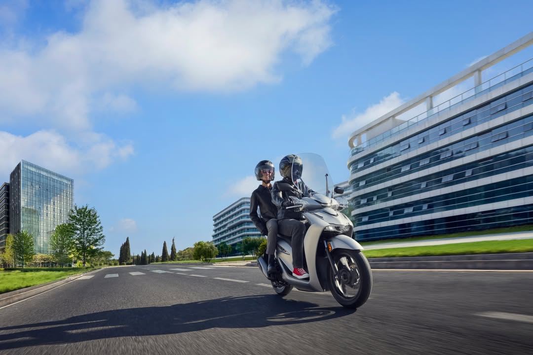 Honda (UK) Motorcycles |  Dec. 25